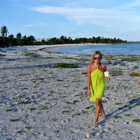 Meet your Posher, Diane - Picture 1 of 1